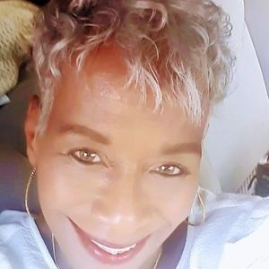 Meet your Posher, Sheila